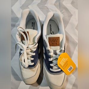 Brand new New Balance 997H sneakers.Men’s size 9.5